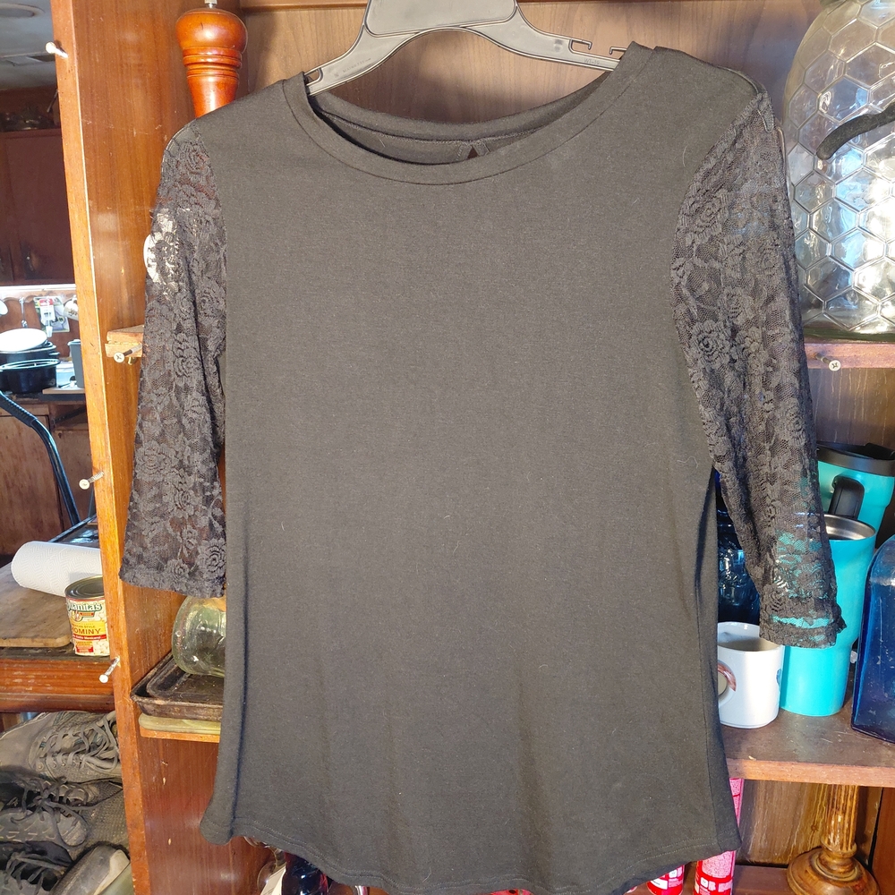 Koitmy Small Black Long Sleeve Shirt Womens Embroidered Sleeves